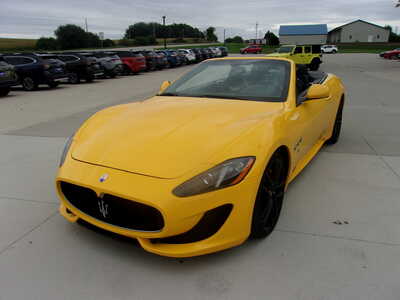 2017 Maserati GranTurismo Converti, $47900. Photo 8