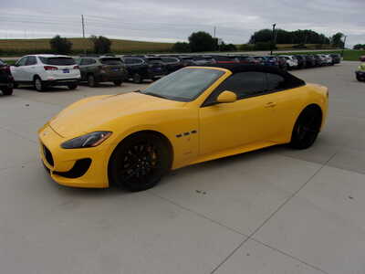2017 Maserati GranTurismo Converti, $47900. Photo 9