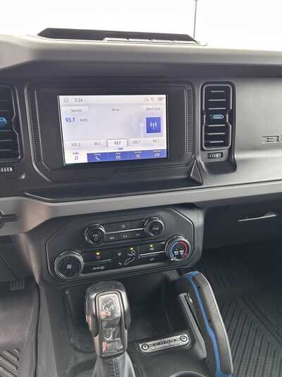 2023 Ford Bronco, $36400. Photo 12