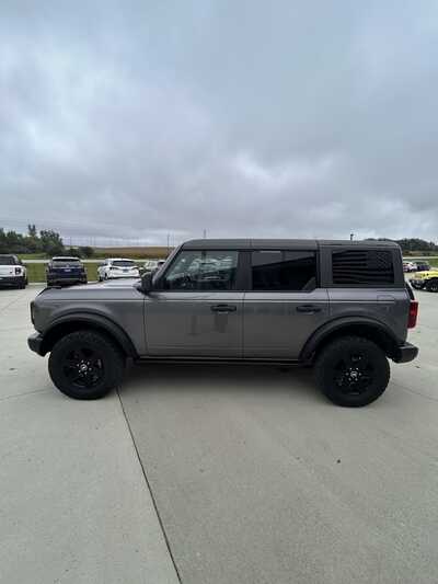 2023 Ford Bronco, $36400. Photo 6