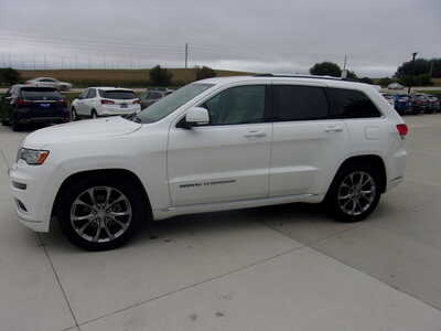 2019 Jeep Grand Cherokee, $20800. Photo 5