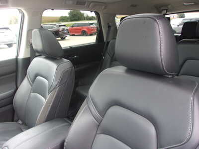 2025 Nissan Pathfinder, $30400. Photo 10