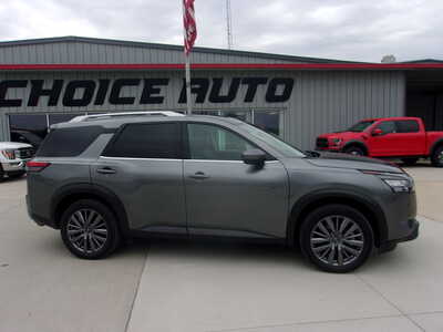 2025 Nissan Pathfinder, $30400. Photo 2