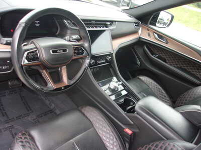 2022 Jeep Grand Cherokee, $28800. Photo 10