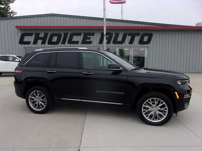 2022 Jeep Grand Cherokee, $28800. Photo 2