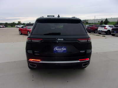 2022 Jeep Grand Cherokee, $28800. Photo 4