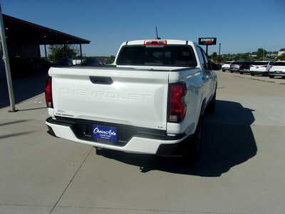 2024 Chevrolet Colorado Crew Cab, $29800. Photo 3