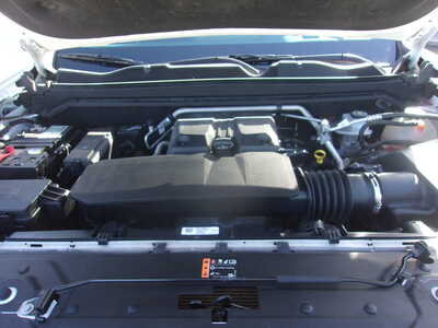 2024 Chevrolet Colorado Crew Cab, $29800. Photo 8