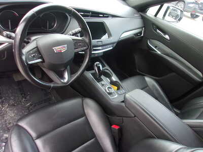 2023 Cadillac Allante, $23800. Photo 10