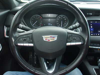 2023 Cadillac Allante, $23800. Photo 11