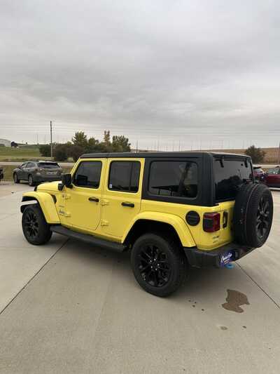 2023 Jeep Wrangler, $28900. Photo 5