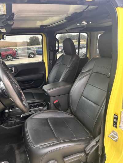 2023 Jeep Wrangler, $28900. Photo 9