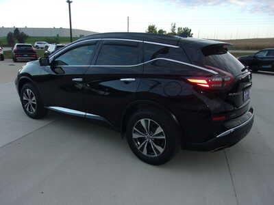 2019 Nissan Murano, $11800. Photo 5