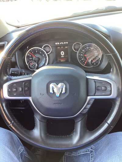 2020 RAM 1500 Crew Cab, $25800. Photo 12
