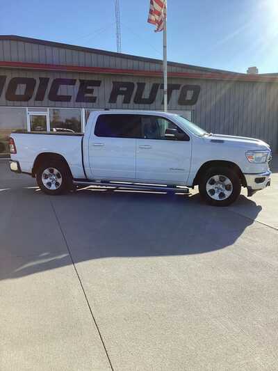 2020 RAM 1500 Crew Cab, $25800. Photo 2