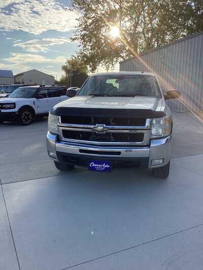 2010 Chevrolet Silverado 2500HD, $5000. Photo 9
