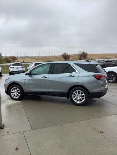 2024 Chevrolet Equinox, $17400. Photo 6