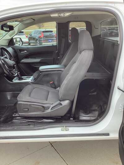 2022 Chevrolet Colorado Crew Cab, $21800. Photo 12