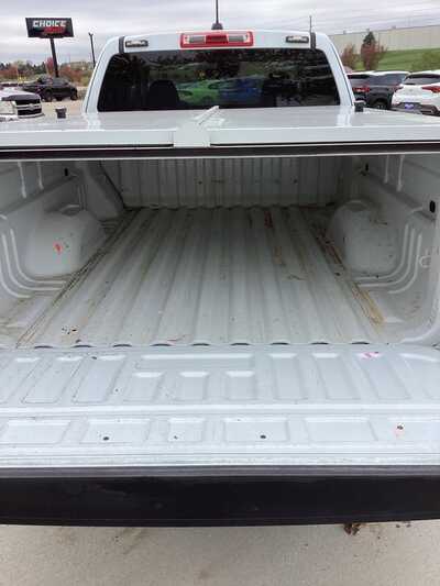 2022 Chevrolet Colorado Crew Cab, $21800. Photo 9