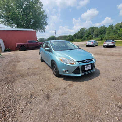 2012 Ford Focus, $2399. Photo 2