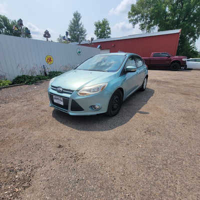 2012 Ford Focus, $2399. Photo 4