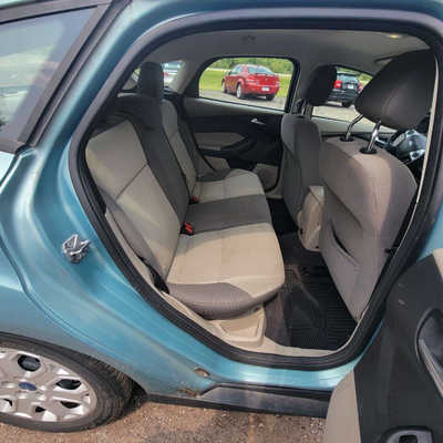 2012 Ford Focus, $2399. Photo 9