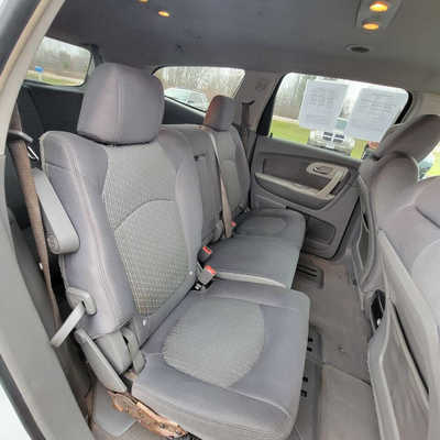 2009 Chevrolet Traverse, $4995. Photo 10