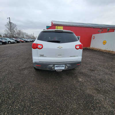 2009 Chevrolet Traverse, $4995. Photo 7