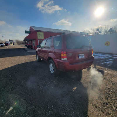 2005 Ford Escape, $1999. Photo 10