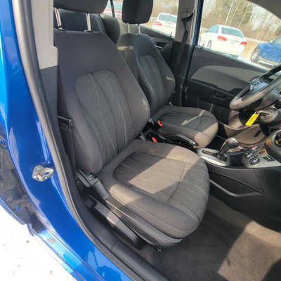 2016 Chevrolet Sonic, $4195. Photo 11