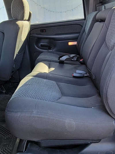 2002 Chevrolet Avalanche, $1999. Photo 11