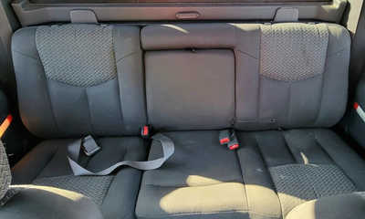 2002 Chevrolet Avalanche, $1999. Photo 12
