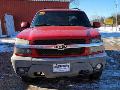 2002 Chevrolet Avalanche, $1999. Photo 2