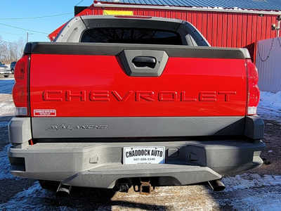 2002 Chevrolet Avalanche, $1999. Photo 6