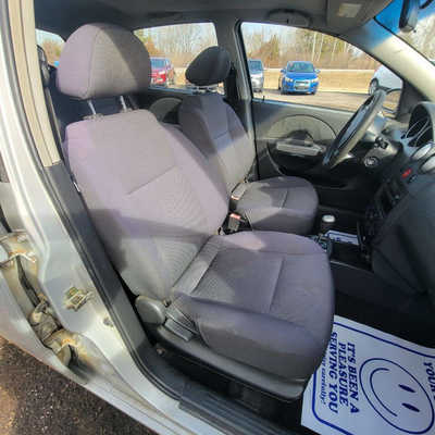 2006 Chevrolet Aveo, $2499. Photo 11