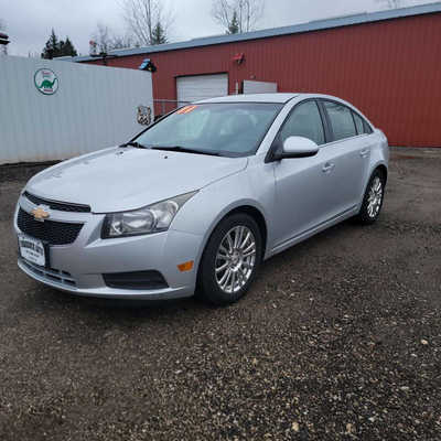 2011 Chevrolet Cruze, $5995. Photo 4