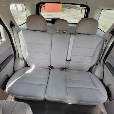 2010 Ford Escape, $5995. Photo 11