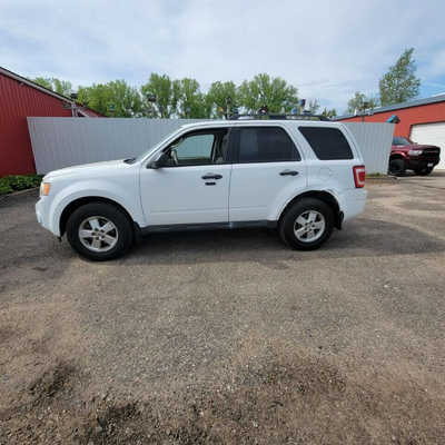 2010 Ford Escape, $5995. Photo 5
