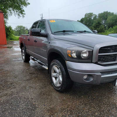 2007 Dodge 1500 Ext Cab, $3599. Photo 2