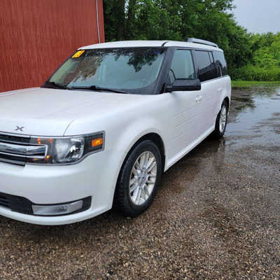 2013 Ford Flex, $3599. Photo 4