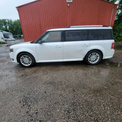 2013 Ford Flex, $3599. Photo 5