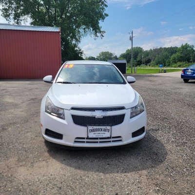 2013 Chevrolet Cruze, $6495. Photo 3