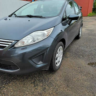 2011 Ford Fiesta, $2995. Photo 4