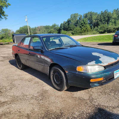 1996 Toyota Camry, $1995. Photo 2