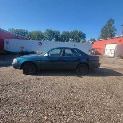 1996 Toyota Camry, $1995. Photo 5