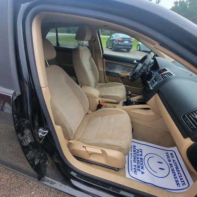 2008 Volkswagen Jetta, $4995. Photo 11