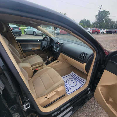 2008 Volkswagen Jetta, $4995. Photo 12