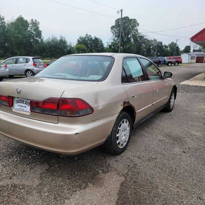 2001 Honda Accord, $2195. Photo 8