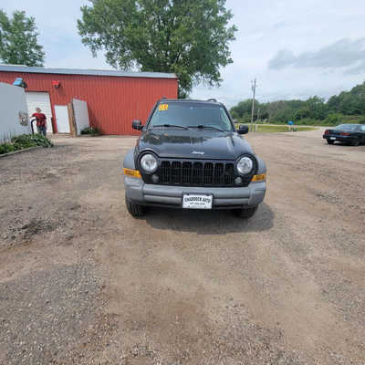 2005 Jeep Liberty, $3995. Photo 3
