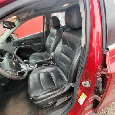 2013 Chevrolet Cruze, $5495. Photo 12